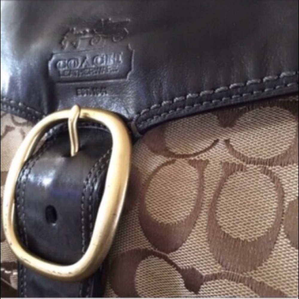 Coach Bag - Picture 3 of 8
